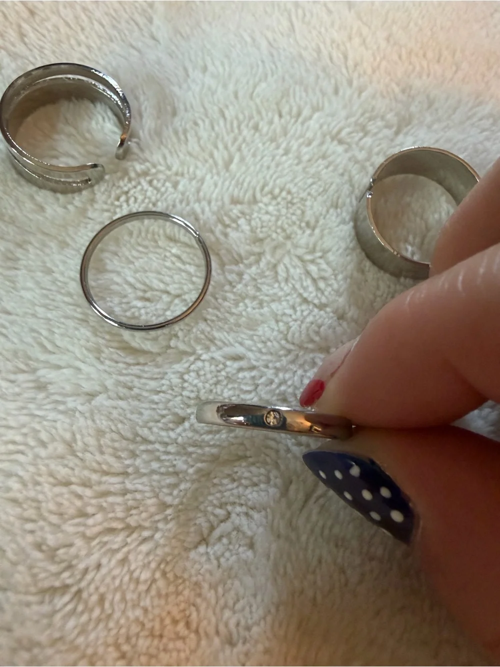 SHEIN Silver Tone Minimalist Ring Set